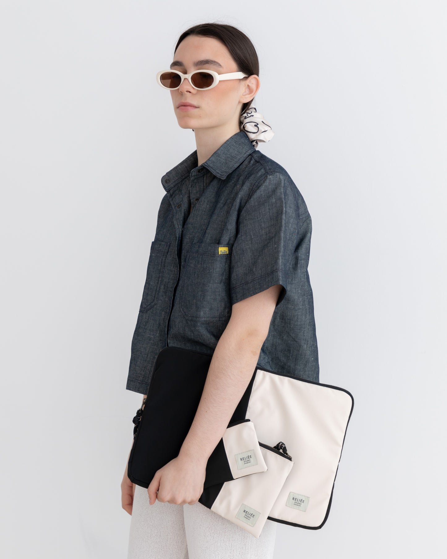 SET Funda + estuche + monedero